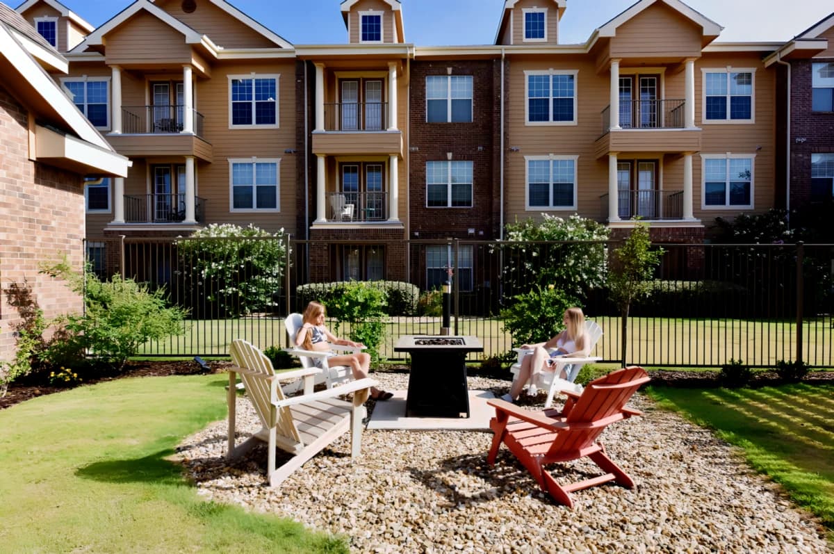 Outdoor Features