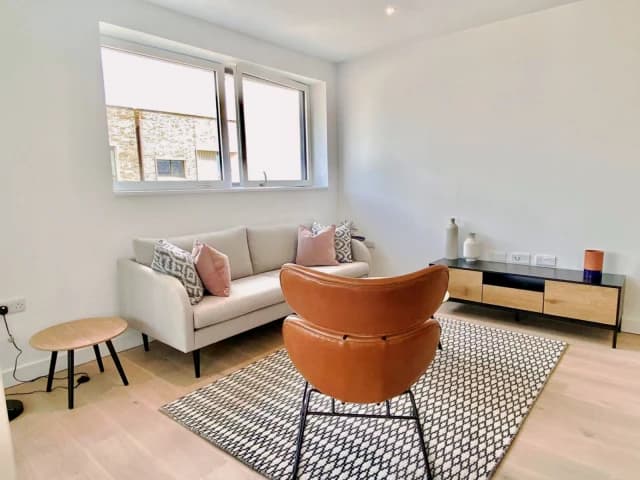 2 Bedroom 2 Bathroom