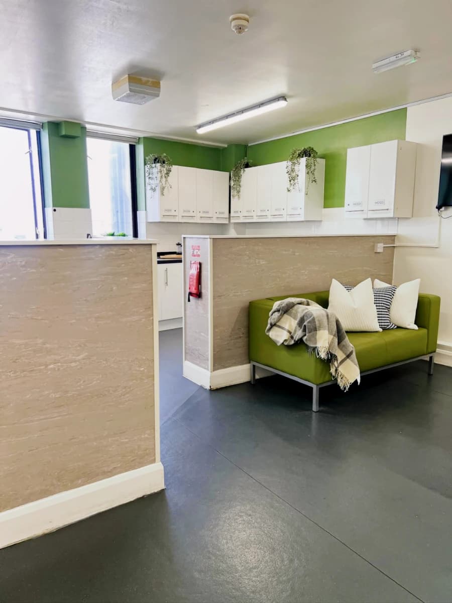 Ivy Halls image