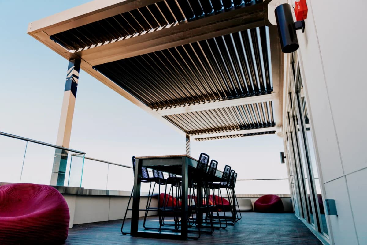 Outdoor Features