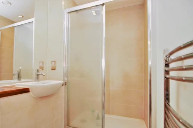 2 Bedroom 2 Bathroom