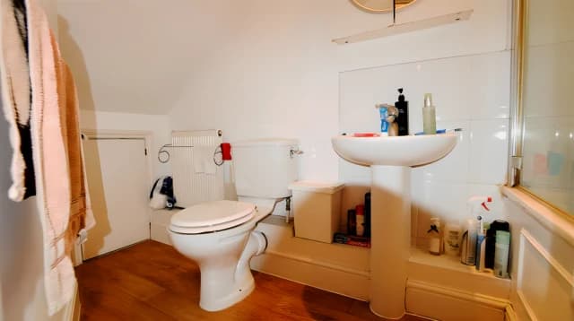 3 Bed 1 Bath, (Duplicate A Rupert House)