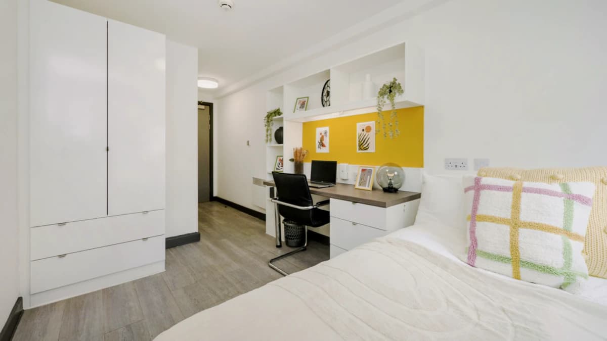 Albert Place image