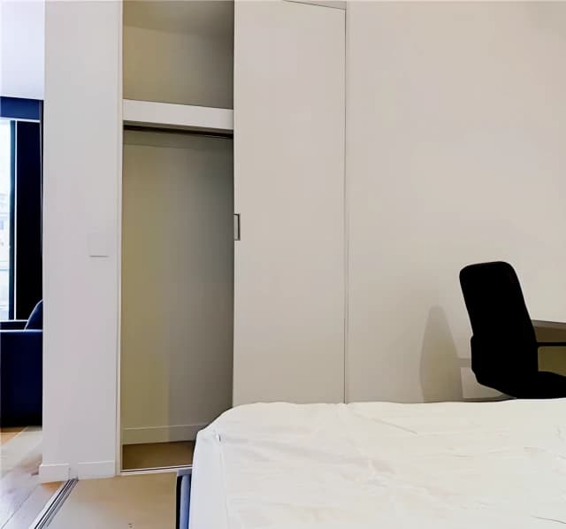 Secondary Bedroom*210
