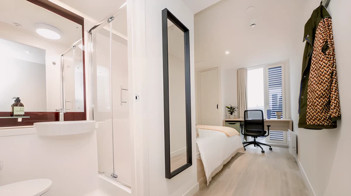 Standard Ensuite