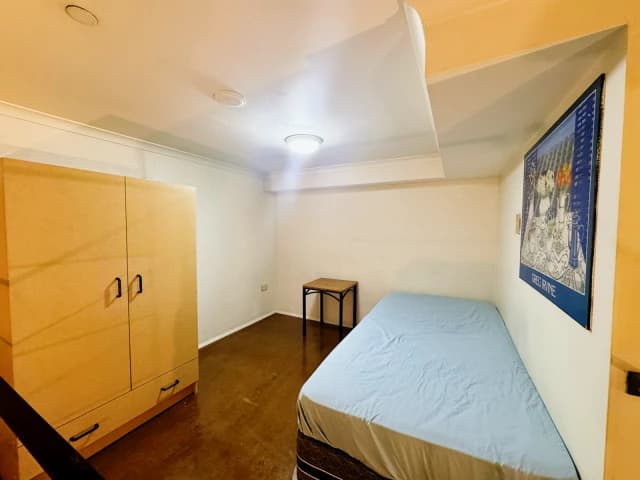Studio-1135