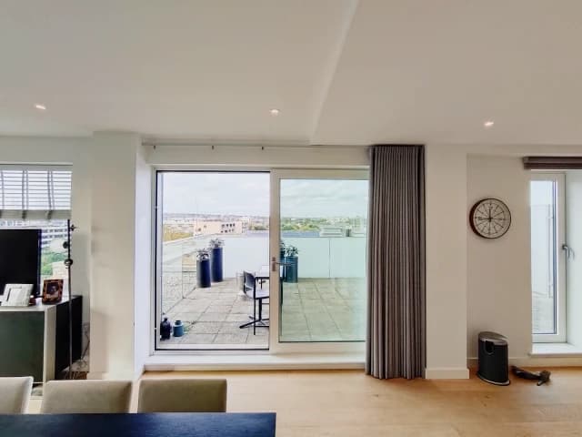 2 Bedroom 2 Bathroom