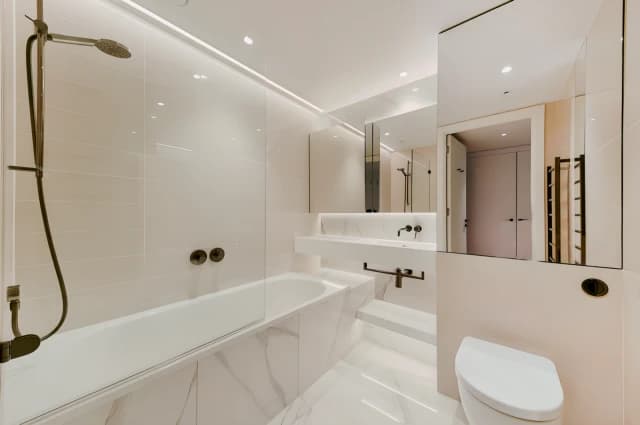 2 Bedroom 2 Bathroom