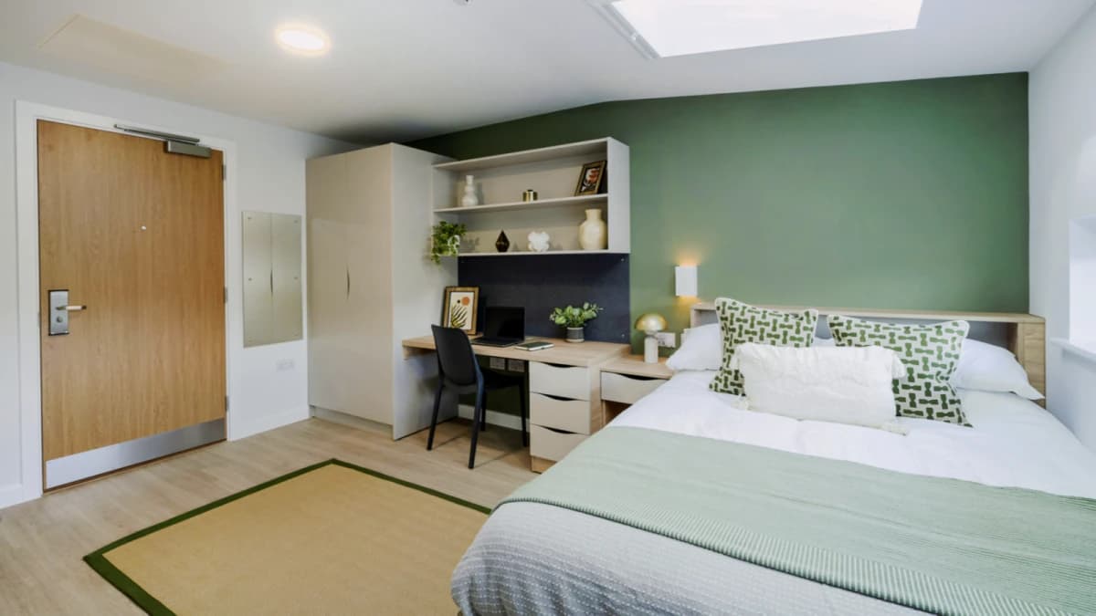 Top Floor Classic Studio