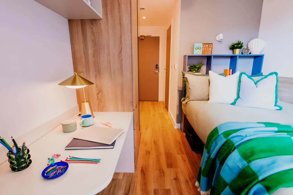 Uit Threadworks Residence