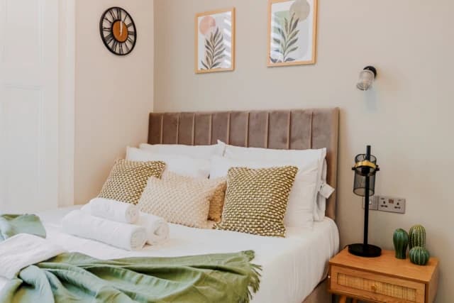 Bright and Airy Studio with Minimalist Charm