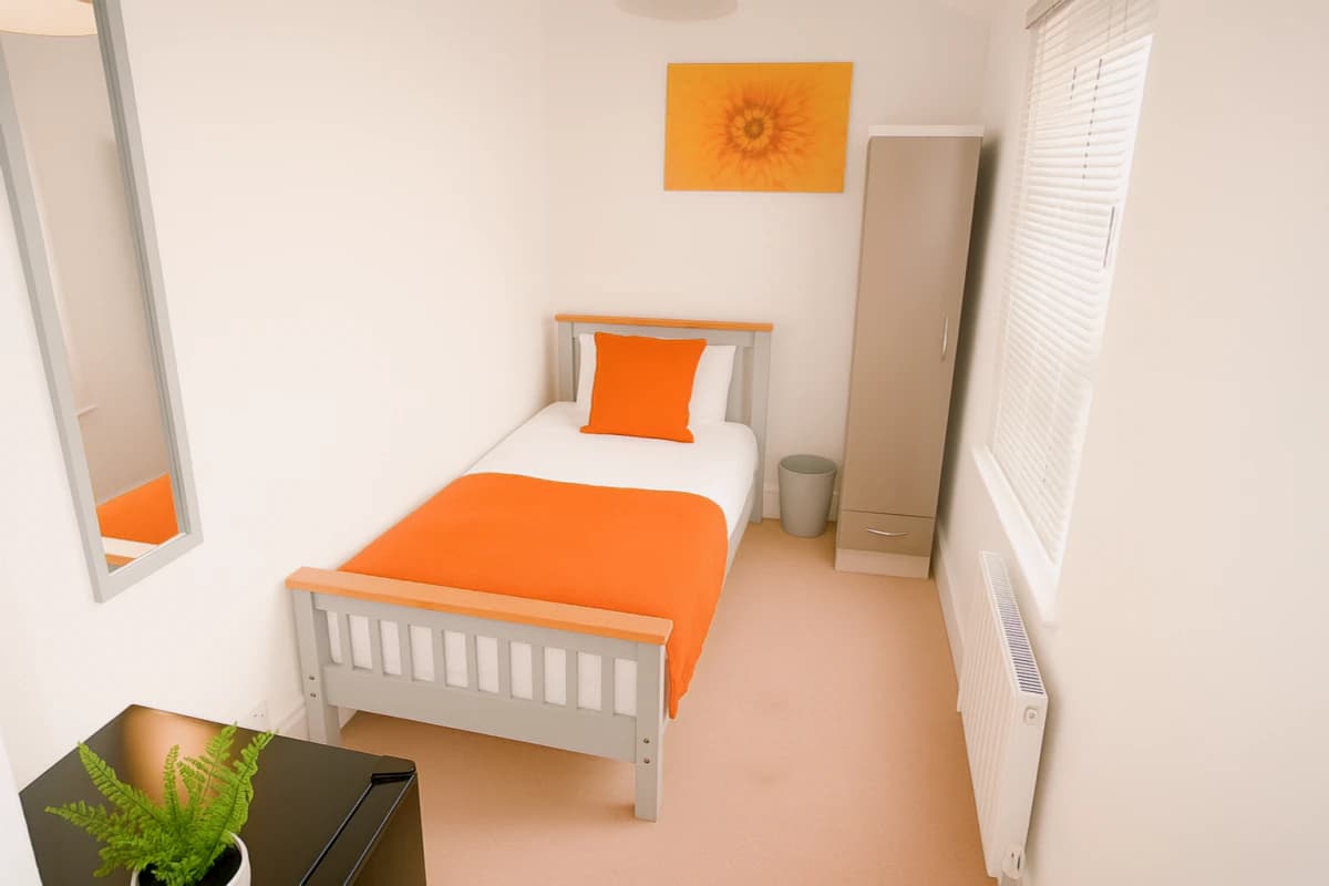 4 Bed 2 Bath