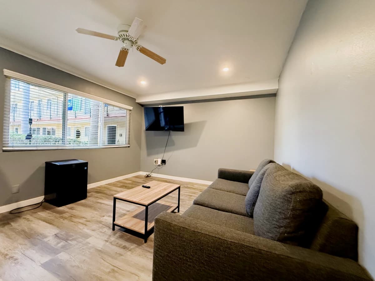 Tropicana Student Living image