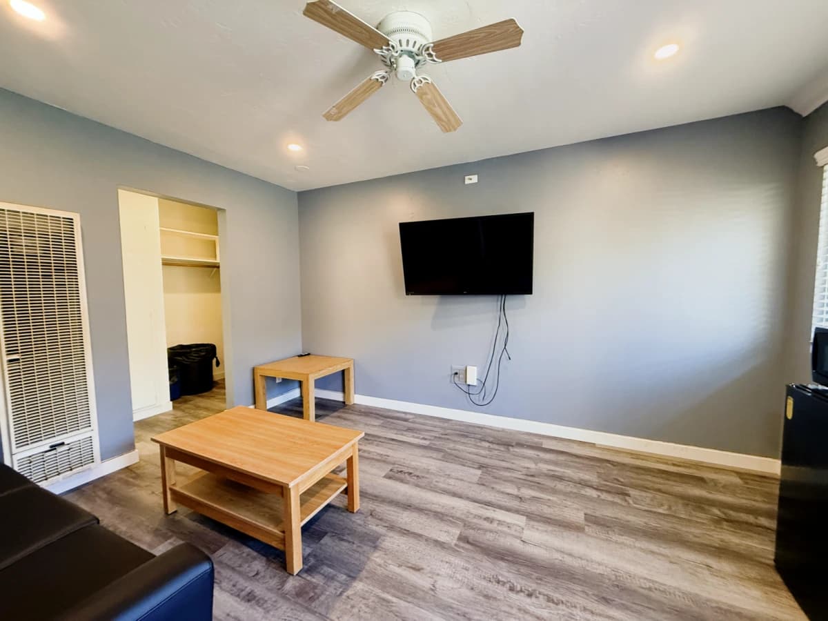 Tropicana Student Living image