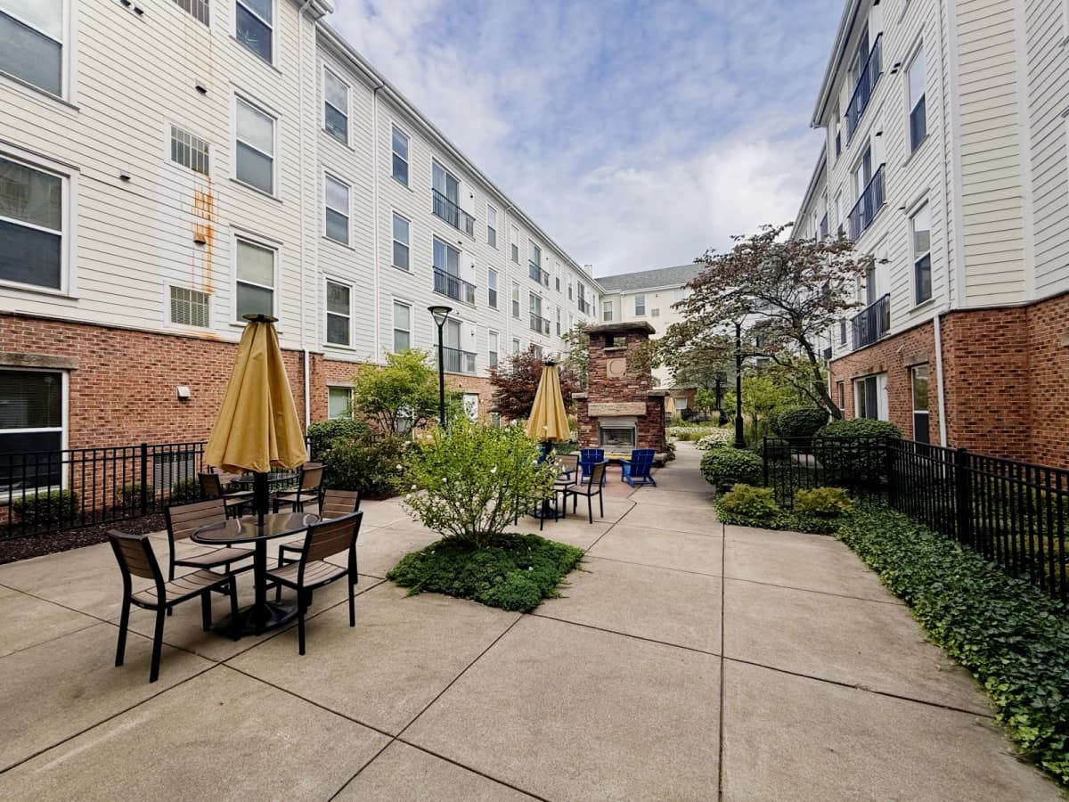 The Courtyards Student Apartments image