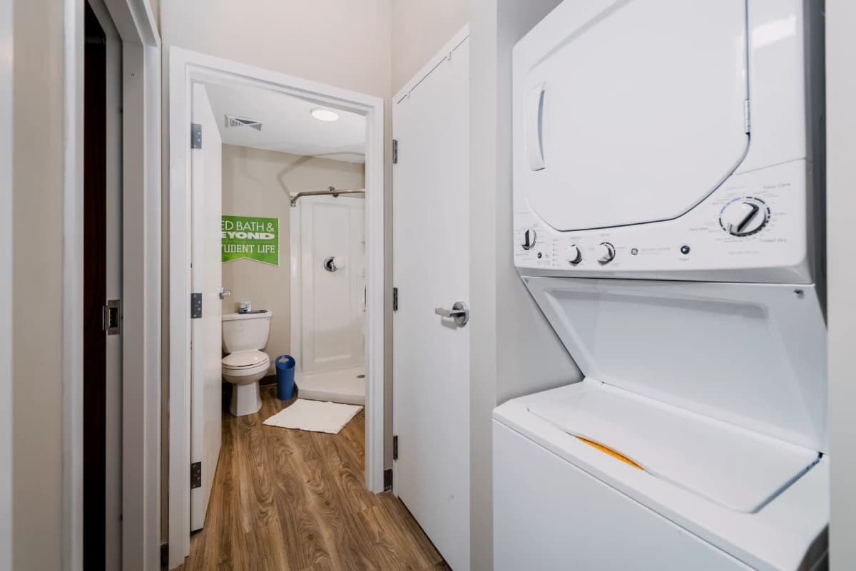 Regent Student Living image