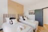 8 Bedroom 2 Bathroom