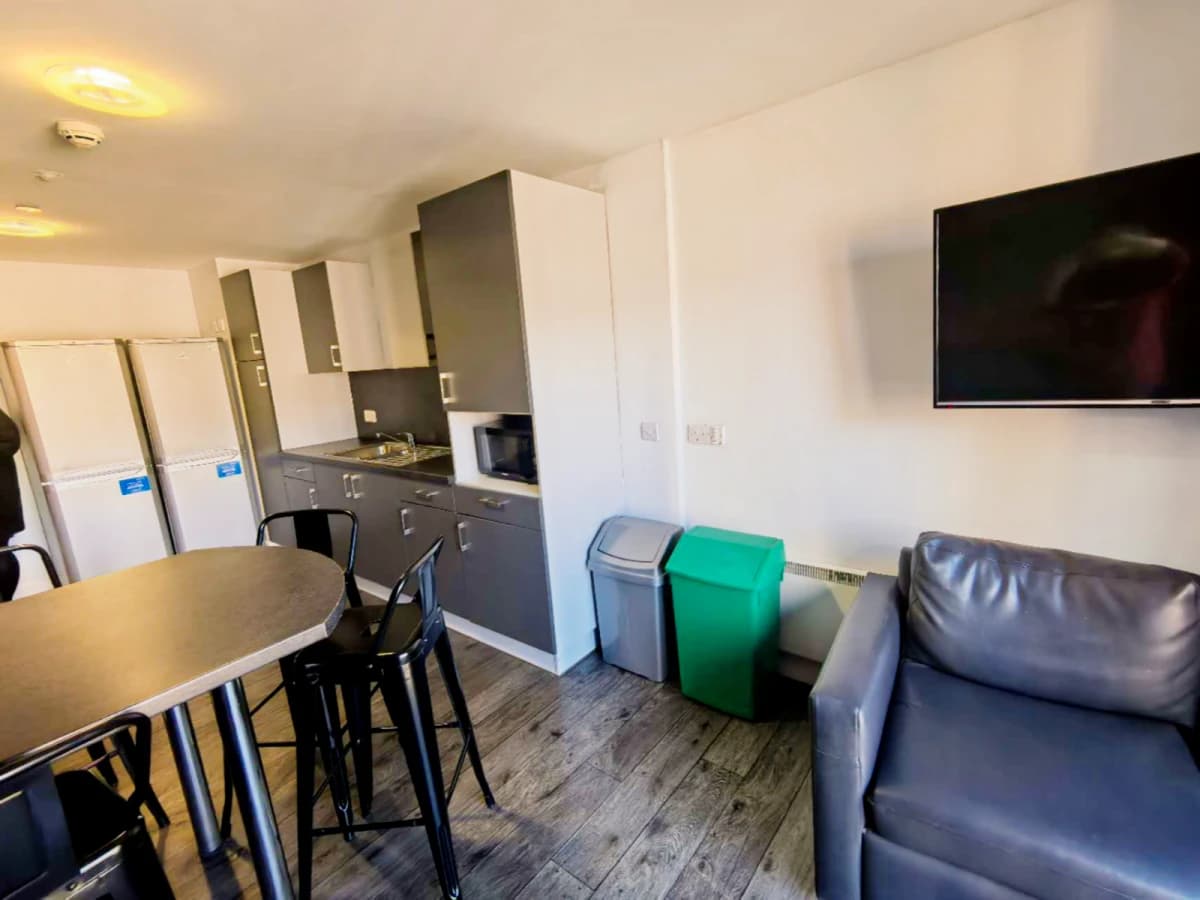 Standard En-Suite