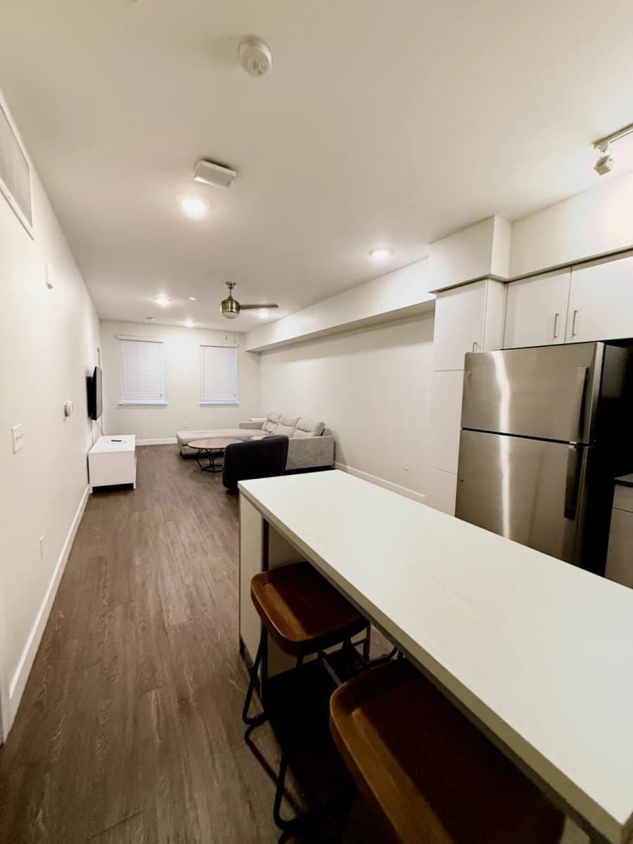 2 Bed 2 Bath B2