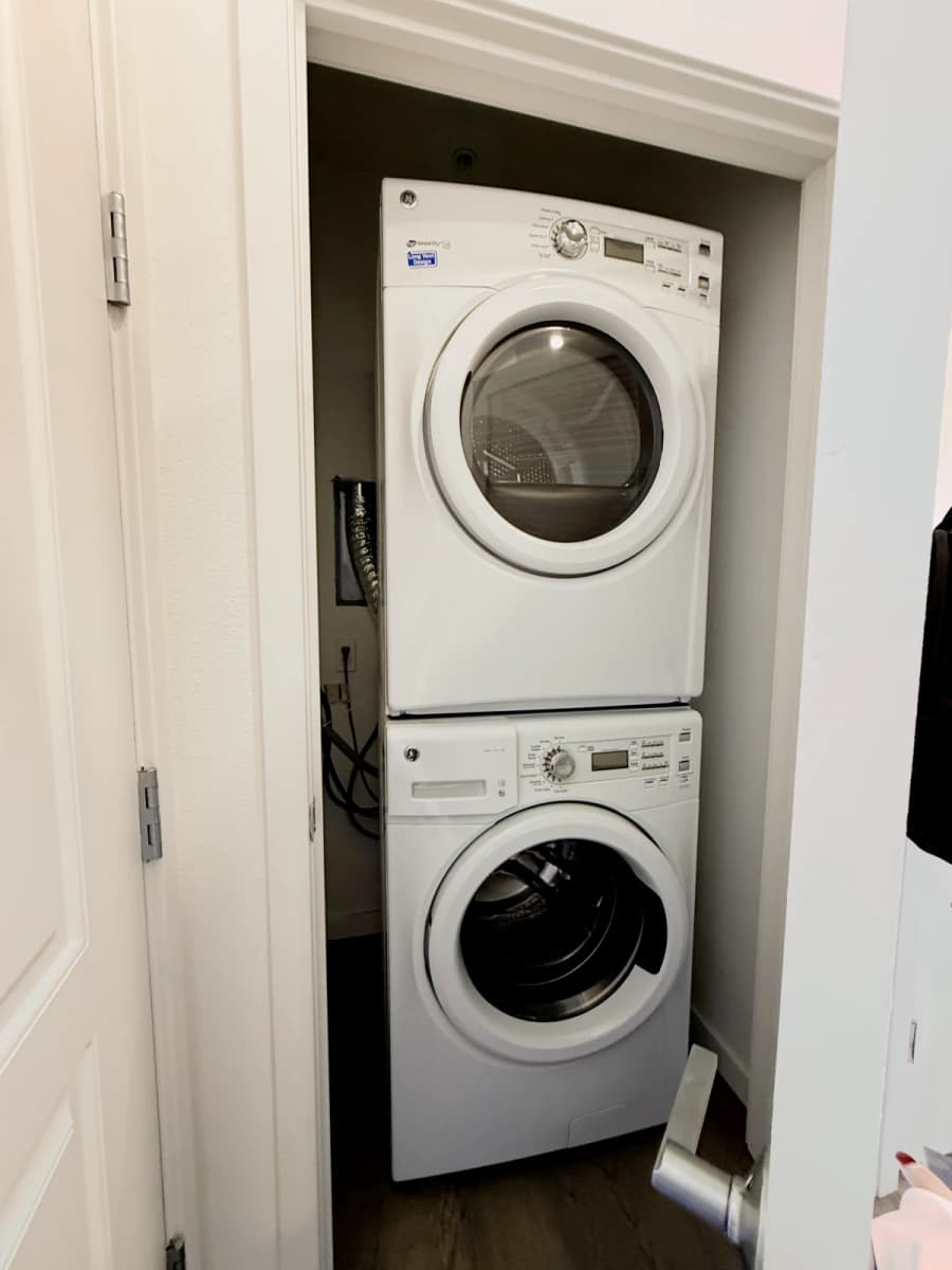 2 Bed 2 Bath B1 Terrace