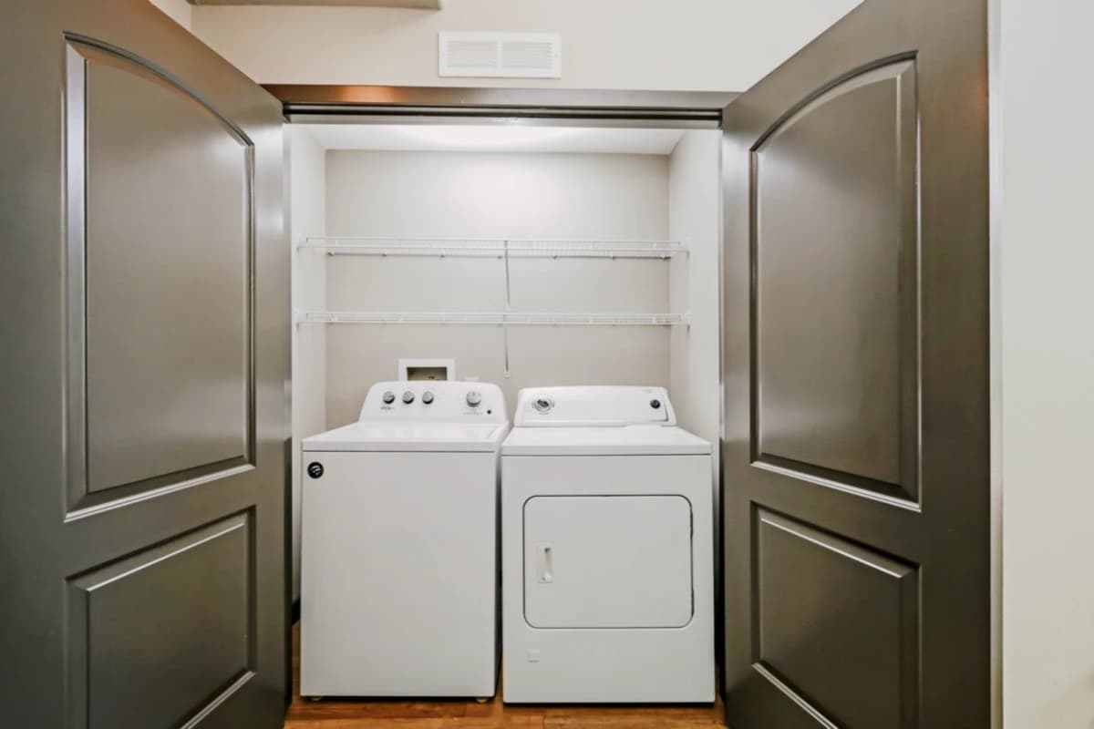2777 Alton Parkway image