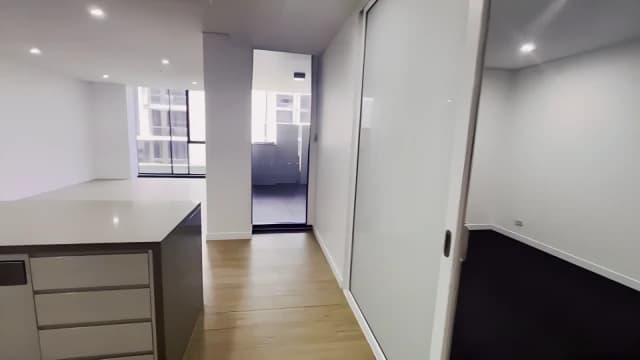 3 bed 2 bath-750