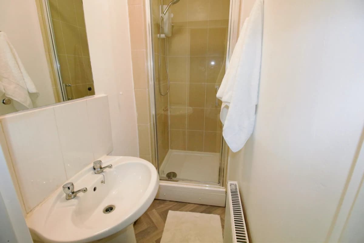 22 Dixon Street image