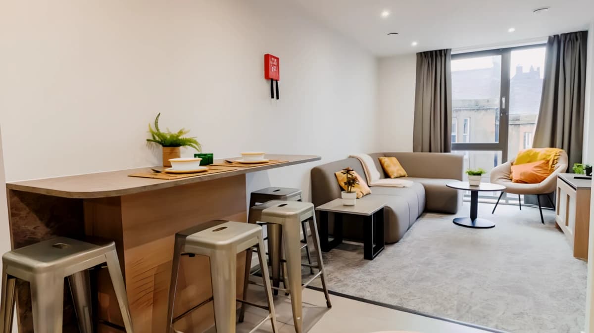 Bronze En Suite