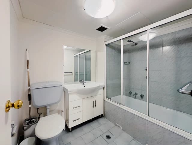 2 bed 2 bath-24-single room