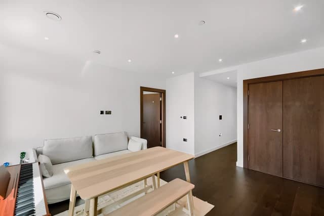 1 Bedroom 1 Bathroom