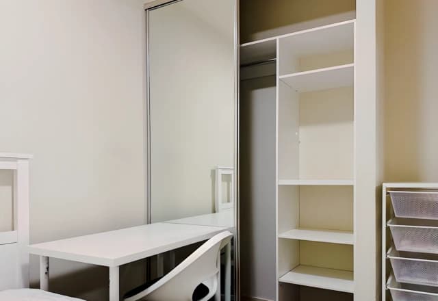 2 Bedroom