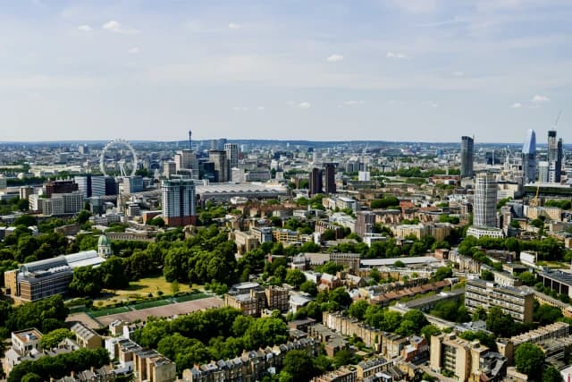 Elephant & Castle image