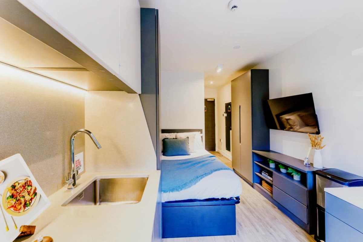 Portswood House image