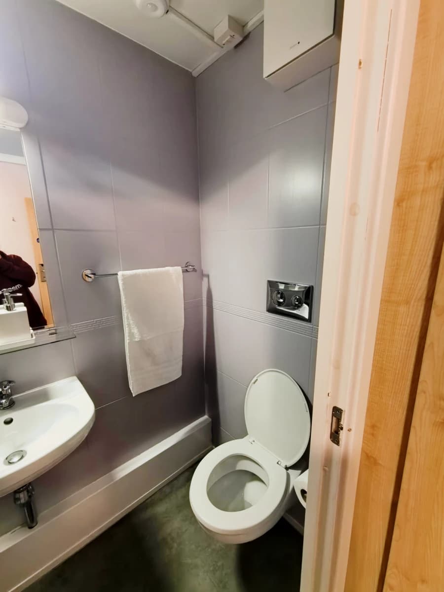 Platinum En Suite