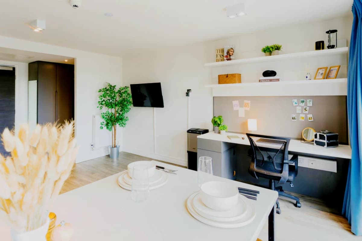 Portswood House image