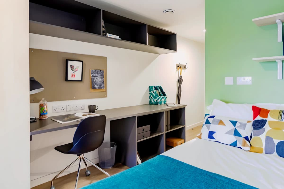 Gold En Suite River View