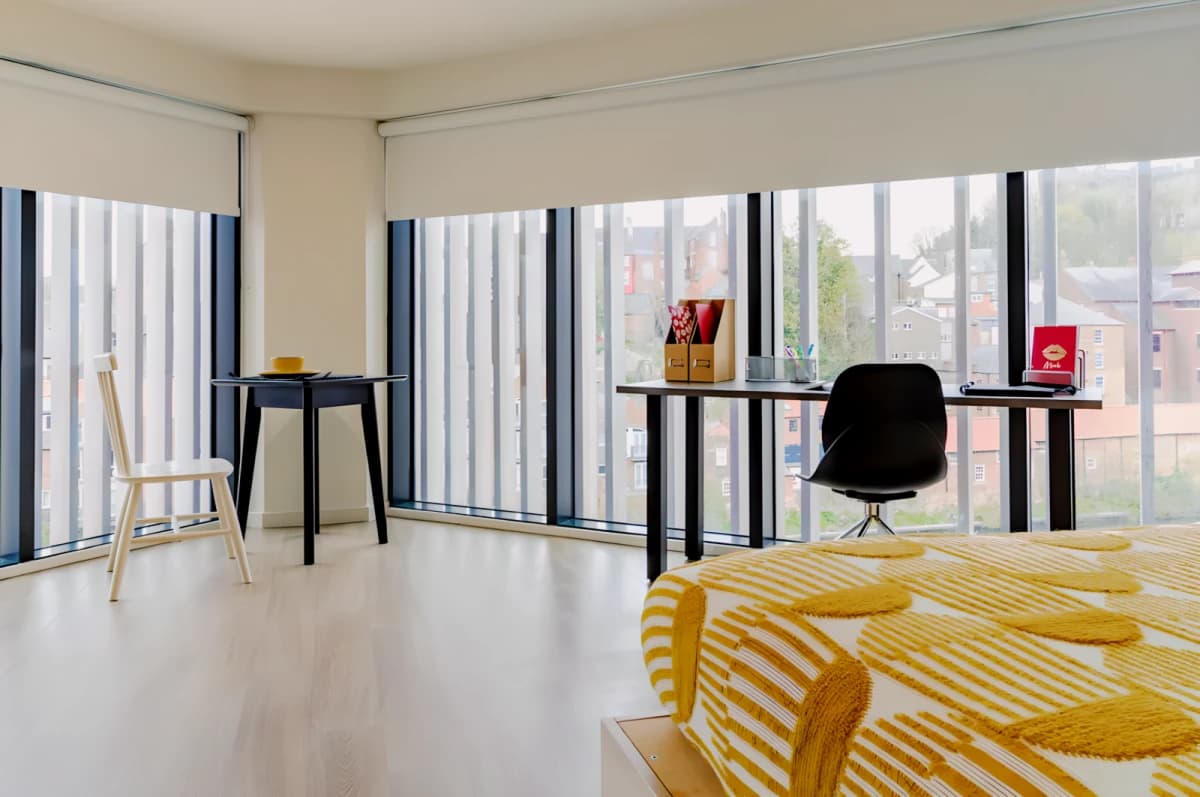 Platinum Studio River View