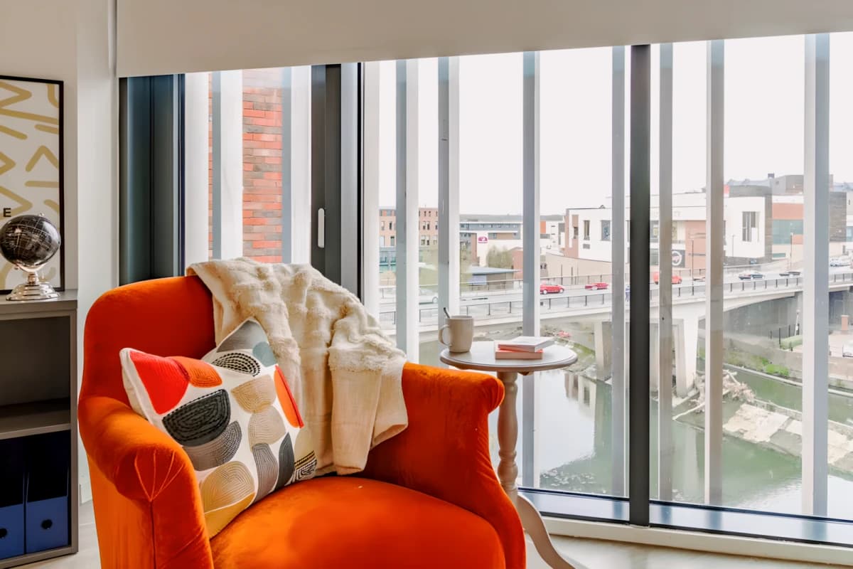 Platinum Studio River View