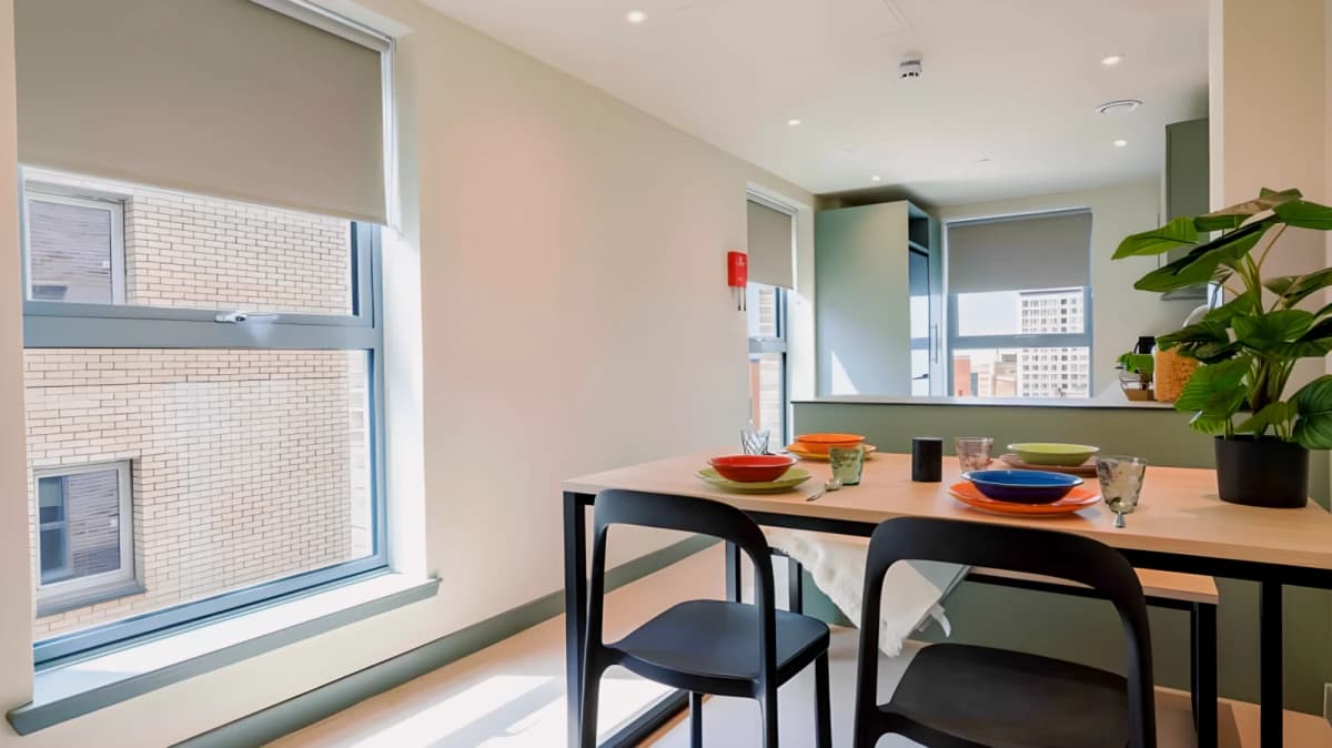 Cullen House image