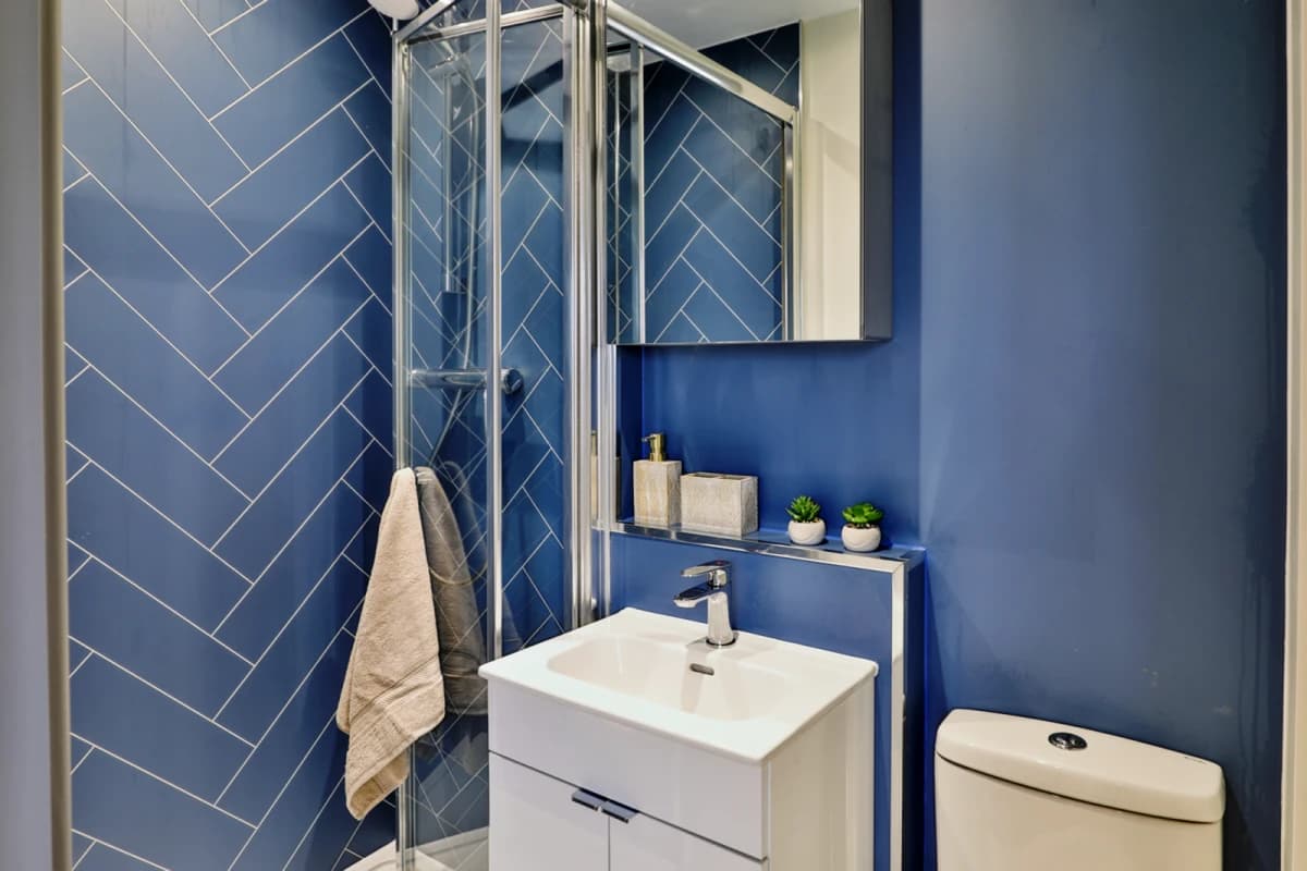 B16 Studios image