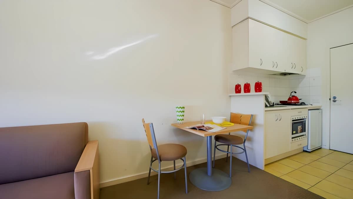 Student Living - 570 Lygon image 5