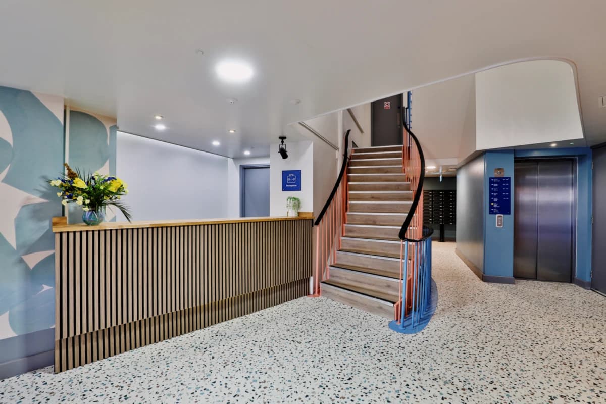 B16 Studios image