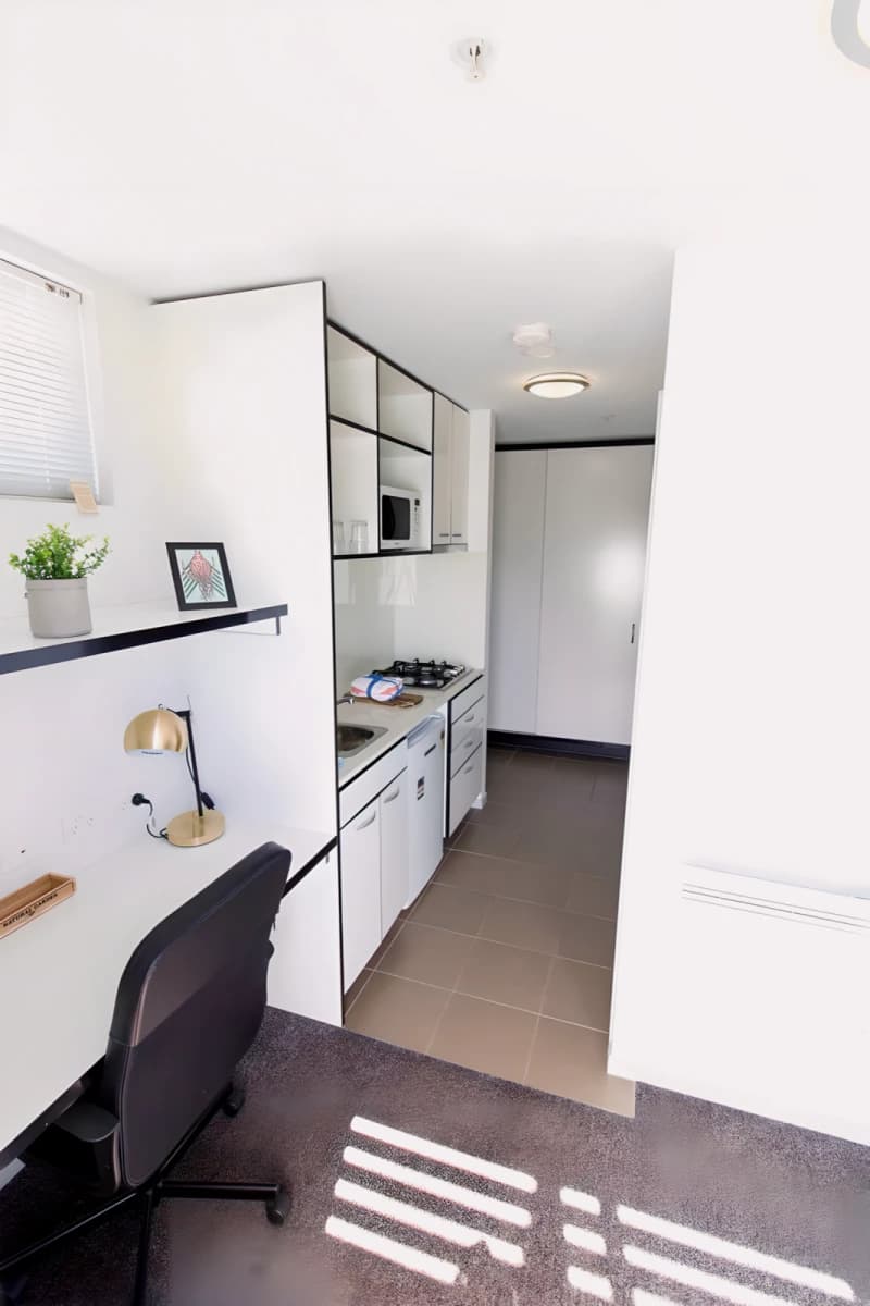 1728 Dandenong Road image