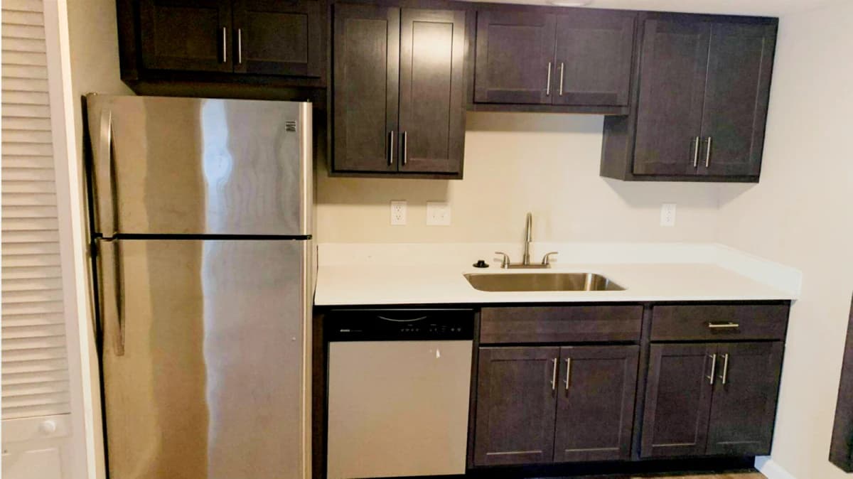 408 E Springfield, Champaign, IL 61820 image