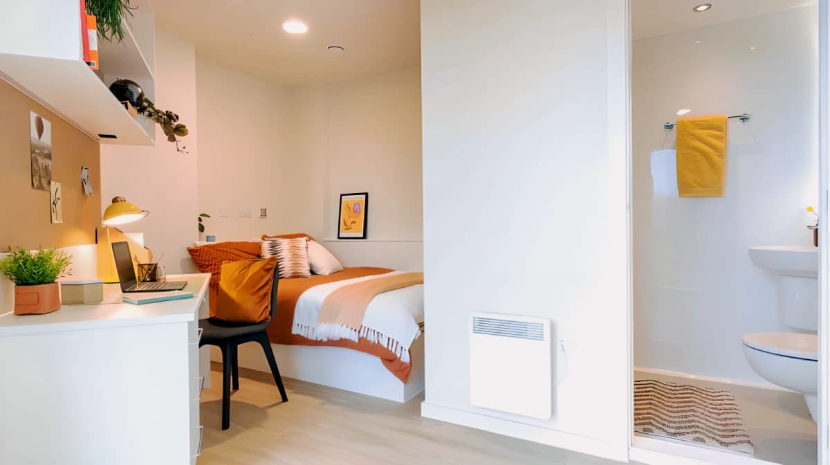 Longwood Place image