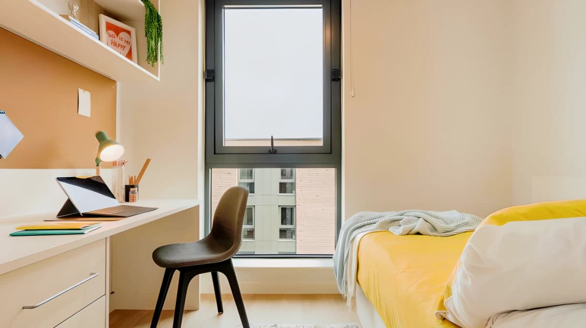 Longwood Place image