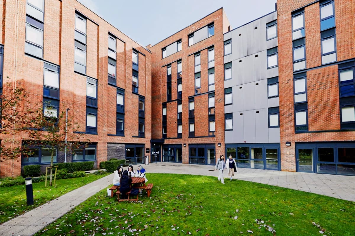 Outdoor Features