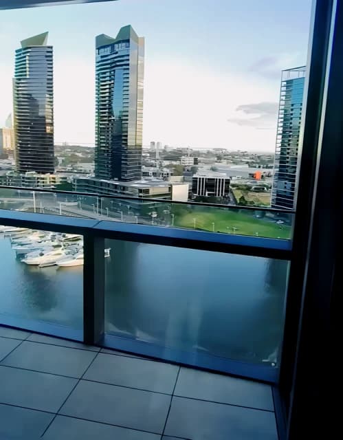 883 Collins Street