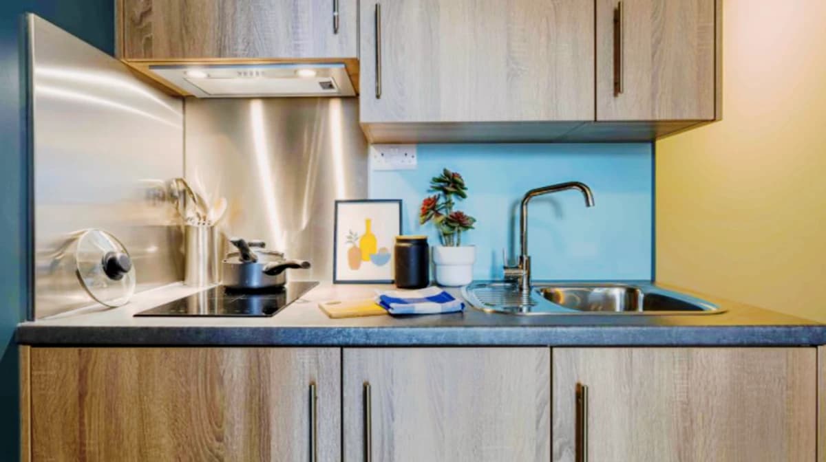 iQ Hammersmith image