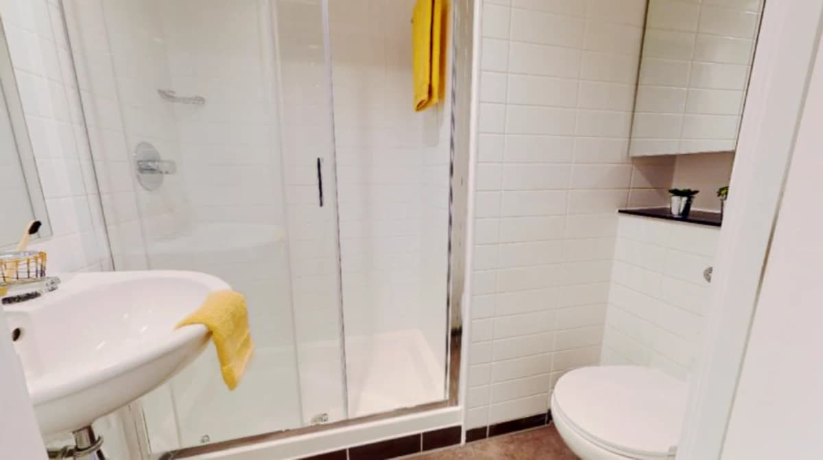 iQ Hammersmith image